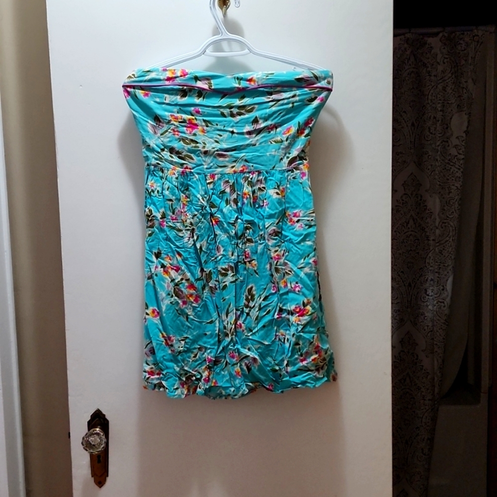 Strapless dress